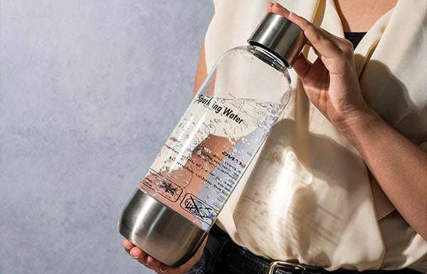 زجاجات بلاستيكية